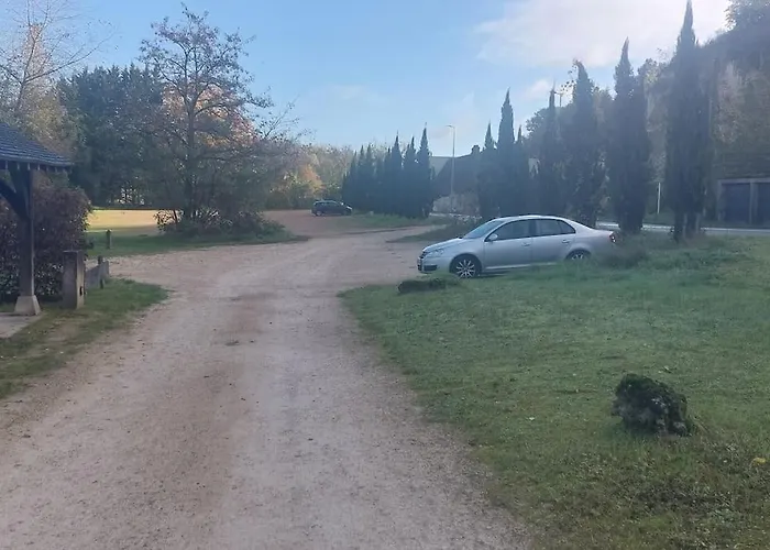 Troglo Entre Caves Et Chateaux