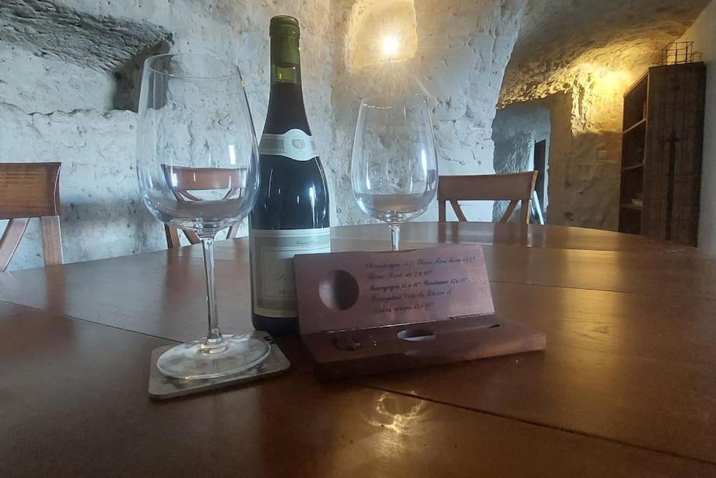 Holiday home Troglo Entre Caves Et Chateaux Montlouis-sur-Loire